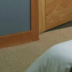 Modern Profile Architrave Set For Internal Oak Doors - 2133 X 70 X 18mm (Pack Of 5) -Build4less Shop ModernProfileOakDoorArchitraveSet2