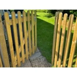 Level Top Round Pale Palisade Gates Inc Fittings - 1.75m X 1m Per Gate -Build4less Shop RoundedpalePalisadeGardenGate 1